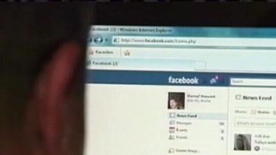 Facebook's Online Rudeness Ruins Offline Relationships