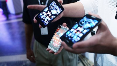 Google to Lay Off 10% of Motorola Workers