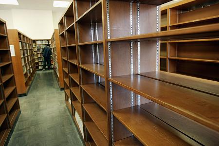 California Public Libraries Can Benefit From Private Sector Management
