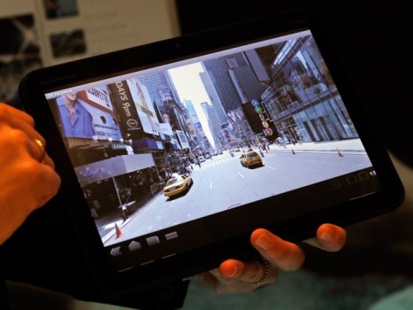 Motorola Xoom Drops to $400