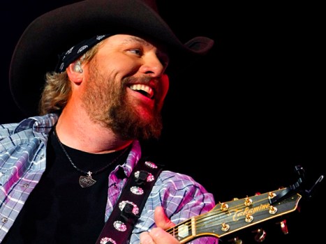 Wednesday Watch List: CMT Awards!  Spoiled Brats!  Chunky Brides!