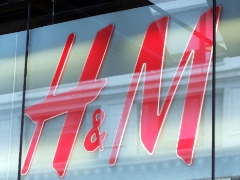 World's Largest H&M to Open in Vegas