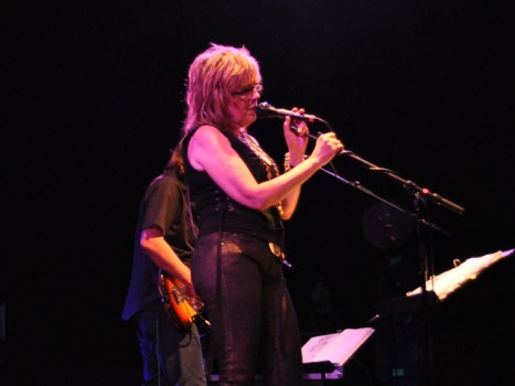 Screen Grabs: Lucinda Williams Headlines Humphreys Show