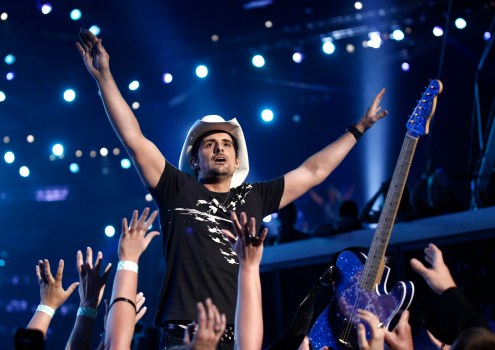 Donors Get Chance to Meet Country Superstar