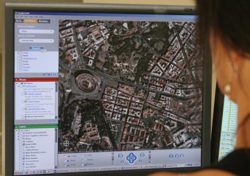 25 Years Later: Man Googles His Way Home