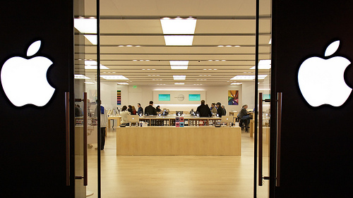 Apple's Mac App Store Draws 1 Million Downloads