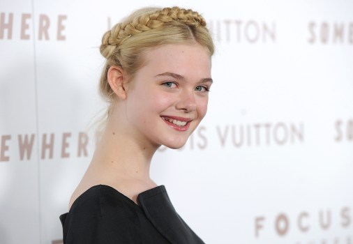 Elle Fanning: Rising Star In Hollywood, Normal Kid at Home