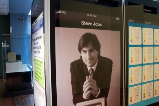 Smithsonian Launches Exhibit of Steve Jobs' Patents