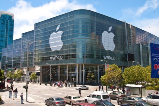 Apple's WWDC Filled With Hype, Rumors