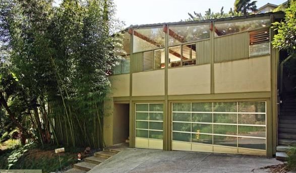 Soap Star Justin Torkildsen Makes a Quick $1.15M