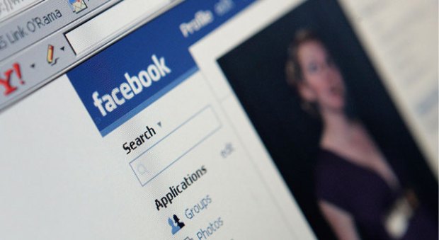 FB Friend Offer Unveils Hidden Wife