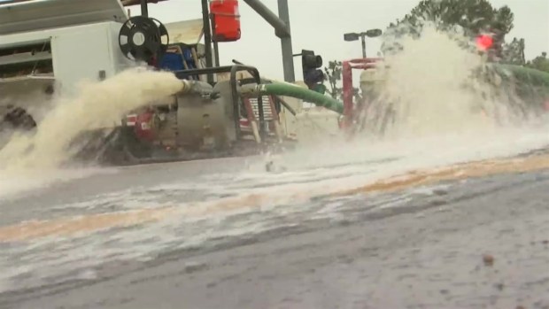 [DGO] Water Gushes After Water Main Break