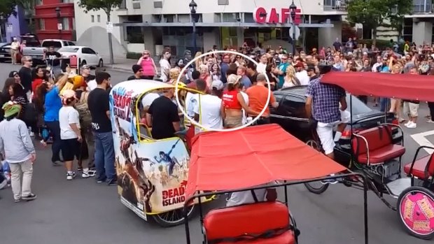 [DGO] WATCH: Car Drives Through Gaslamp Comic-Con Crowd
