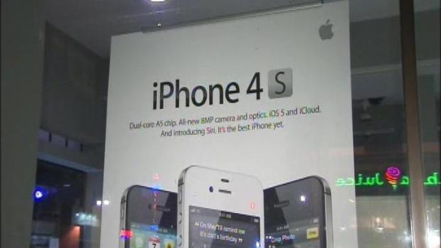 Apple Wants Apple-Themed Porn Sites Shut Down