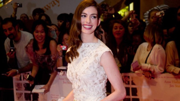 Anne Hathaway Courted by Hugh Jackman for "Les Miserables"