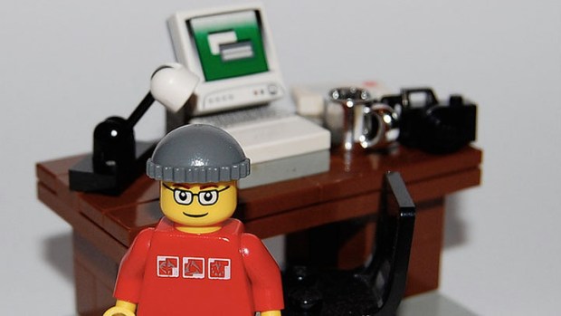 Opinion: Should Bloggers Disclose Campaign Pay?