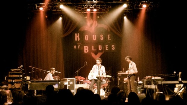 Catching Up with Dawes @ HOB