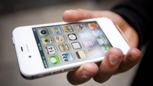iPhone 4S a Sales Record Breaker
