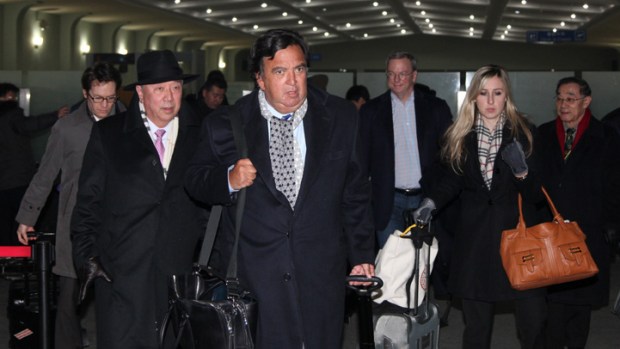 Google's Schmidt Lands In North Korea For Controversial Trip