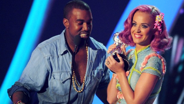Katy Perry Rules the VMAs, Though Surprises Abound