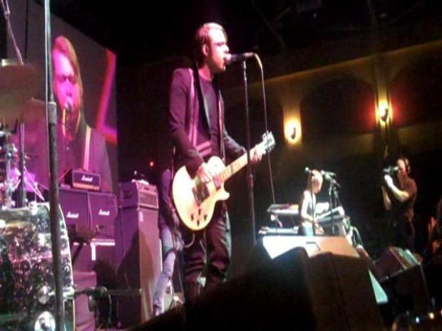 [DGO] Shiny Toy Guns' 'Starts With One'