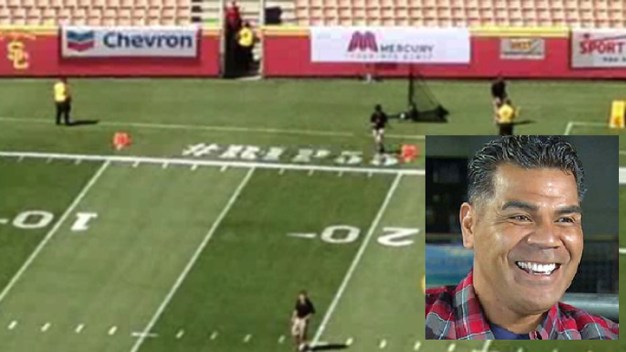 USC Pays Tribute to Junior Seau