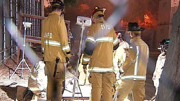 5 Trapped in Border Tunnel, Sewage