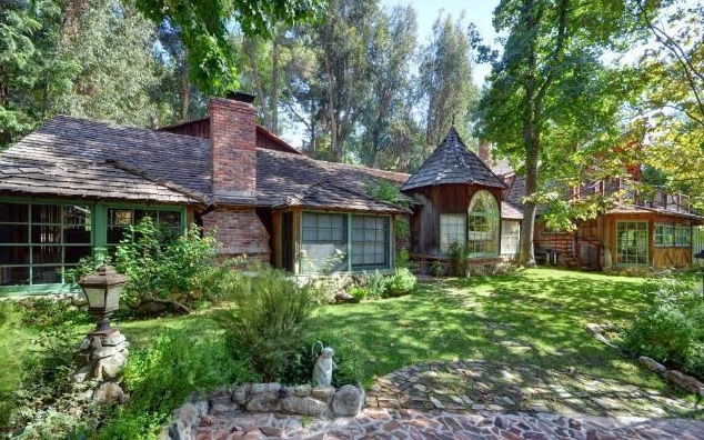 Live Where Jane Fonda Did for $2.295M 