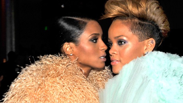 Girlfight!: Celebrity Frenemies