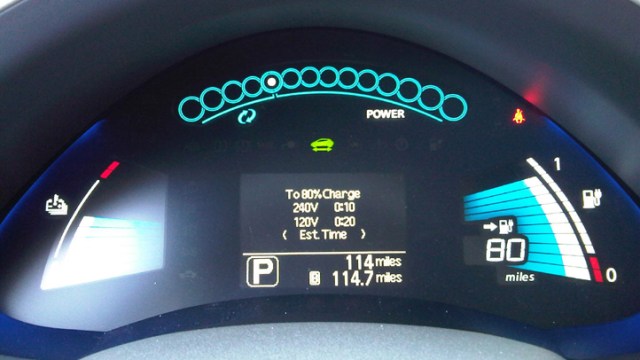 Images: 2011 Nissan Leaf