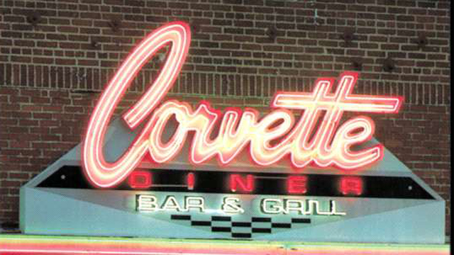 Corvette Diner Cruises into Point Loma