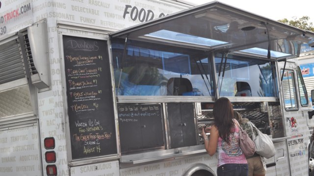 Foodies Rush to Food Truck Festival