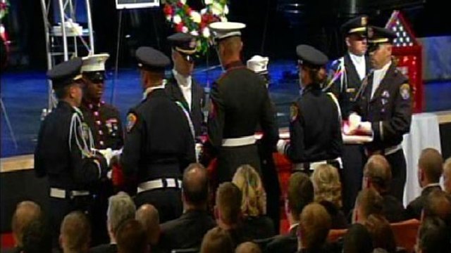 San Diego Police Officer Jeremy Henwood Memorial in Images
