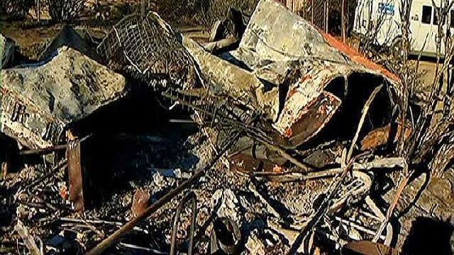 Old Highway 80 Fire Threatens Homes