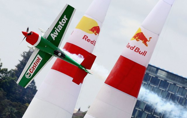  Red Bull Air Race Championship Soars into San Diego
