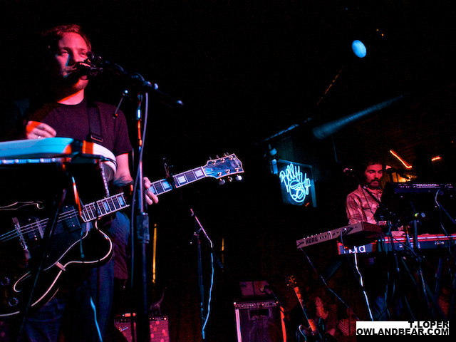 Screen Grabs: Rogue Wave Rolls in to Belly Up