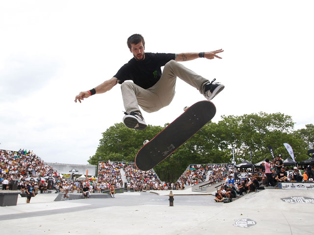 Images: Chris Cole Wins at Maloof