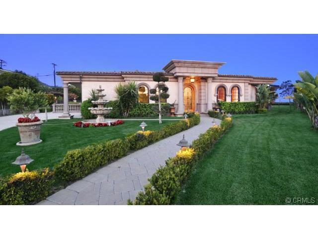 Self-Made Billionaire Lists Ranchos Palos Verdes Estate