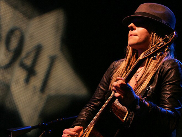 Screen Grabs: Orianthi Performs at Jingle Ball