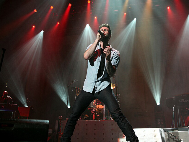 Screen Grabs: Maroon 5 at Viejas Arena
