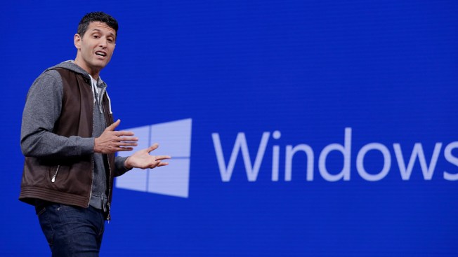 Microsoft unveils Windows update, virtual reality controllers