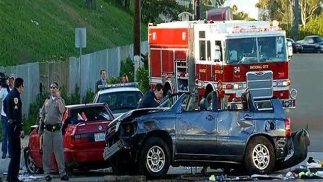 Ramon Diaz explains what happened when two cars collided on Interstate 5 and rolled off the highway.