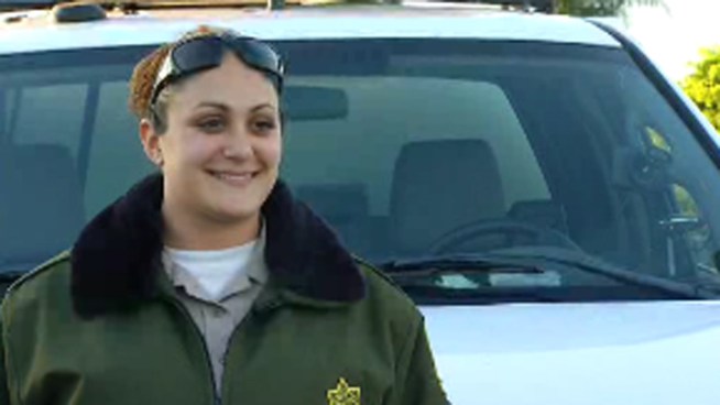 When a fire broke out inside a garage in Southcrest, Animal Control Officer Melissa Prettyman was nearby and sprung into action. NBC 7's Nicole Gonzales reports.
