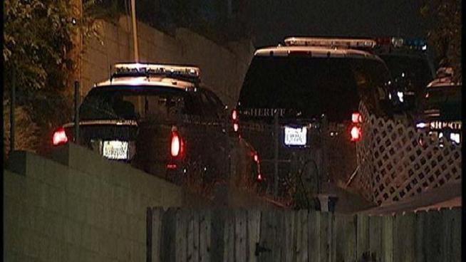 San Diego County sheriff's deputies are looking for two people responsible for a stabbing that happened overnight along Hilltop Drive in Lemon Grove. Megan Tevrizian reports.