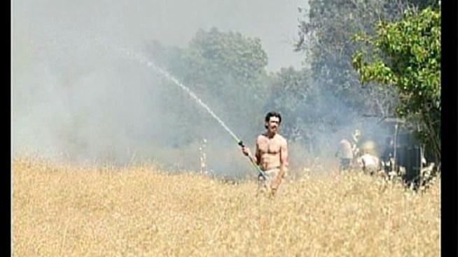 When fire broke out just north of Santee Lakes Tuesday afternoon - as it does almost every year - residents knew just what to do. Steve Luke reports.