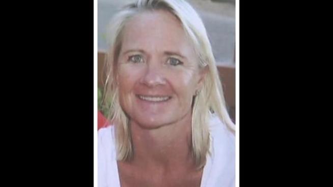 Final respects were paid Thursday to Michele Daschback-Fast of Seal Beach. The 47 year old wife and mother of three was one of eight victims killed in the Seal Beach massacre.FINAL RESPECTS WERE PAID TODAY TO MICHELE-DASCHBACH-FAST OF SEAL BEACH.	THE 47-YEAR-OLD WIFE AND MOTHER OF THREE WAS ONE OF THE EIGHT VICTIMS -KILLED DURING THE SEAL BEACH MASSACRE.