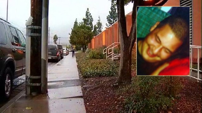 It's been exactly seven years since Jeff Ross was murdered. Now his mother is asking for the public's help to solve the crime. Tony Shin reports.