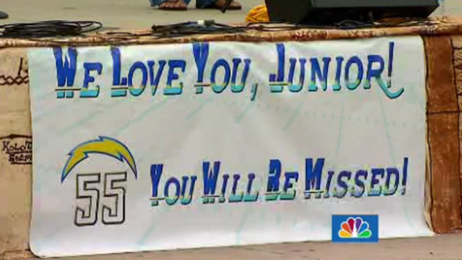 Chargers icon Junior Seau was honored at the annual Samoan Festival in Oceanside Saturday with a touching tribute. The community center and amphitheatre was renamed after the NFL hero. NBC 7 San Diego has the story.