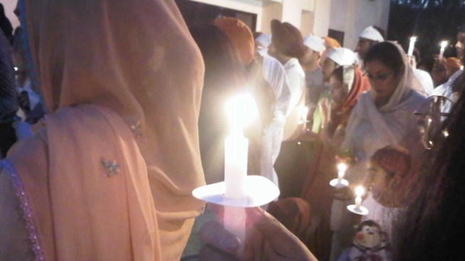 Members of the public and the Sikh community read the names of the six people killed and others injured last Sunday at a Milwaulkee Sikh temple.