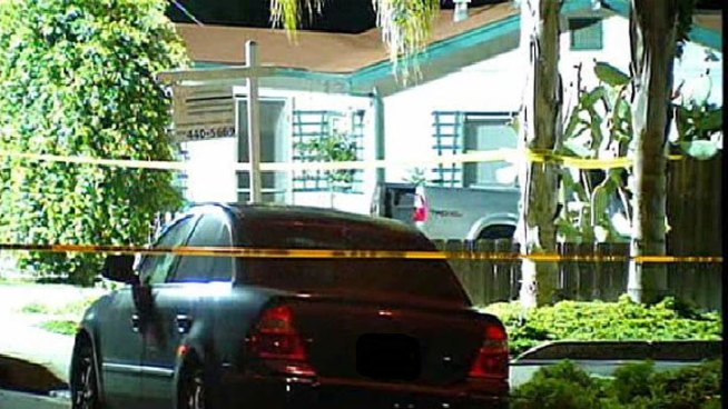 A man in his fifties is dead after San Diego County Sheriff's investigators said he got into a fight with another man who neighbors said was his brother. Tony Shin reports.